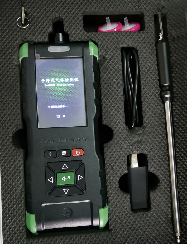 手持泵吸式氣體檢測(cè)儀